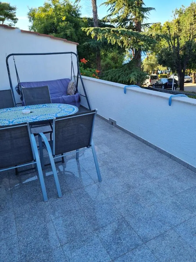 Apartment Pejnovic Malinska