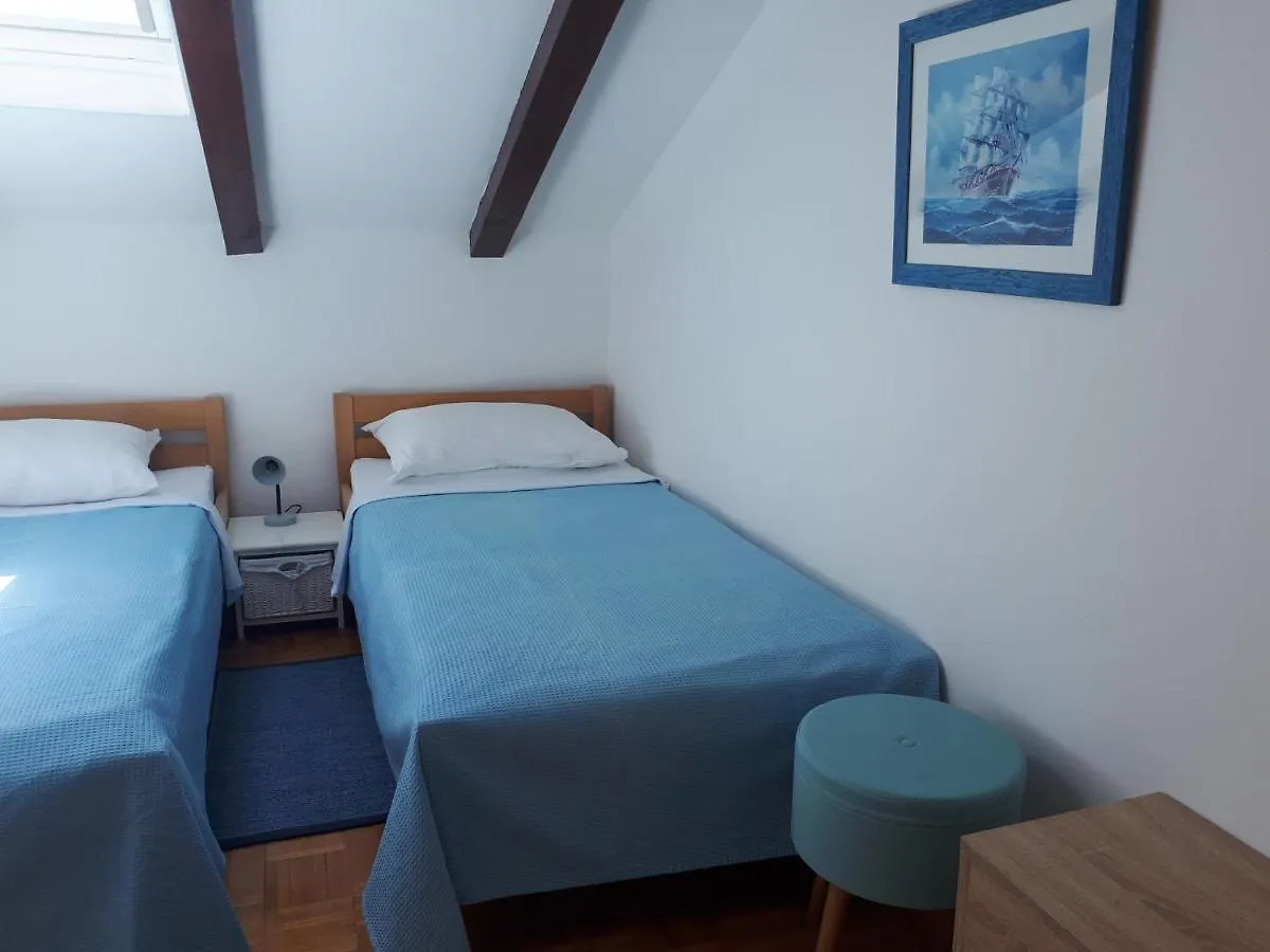 Apartment Pejnovic Malinska Croatia